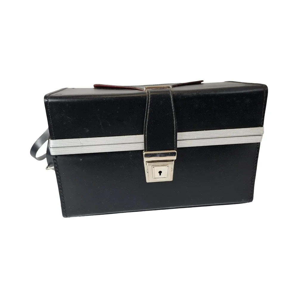 Polaroid 420 Automatic Land Camera Vintage‎ Set with Case Flashcubes Manual